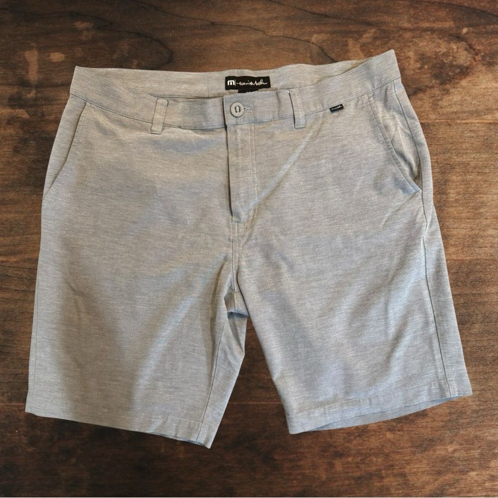 Travis Mathew High Performance Men's Gray Golf Shorts Size 38
